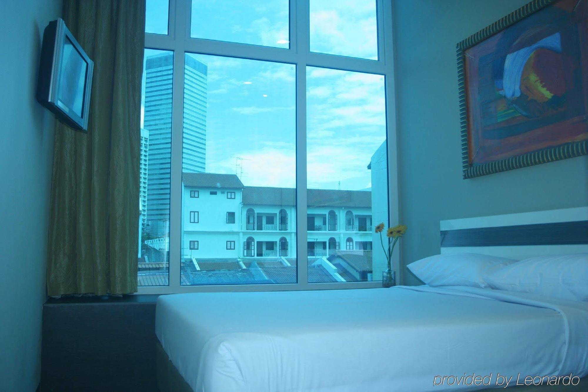 Hotel 81 Bugis Singapore Exterior photo